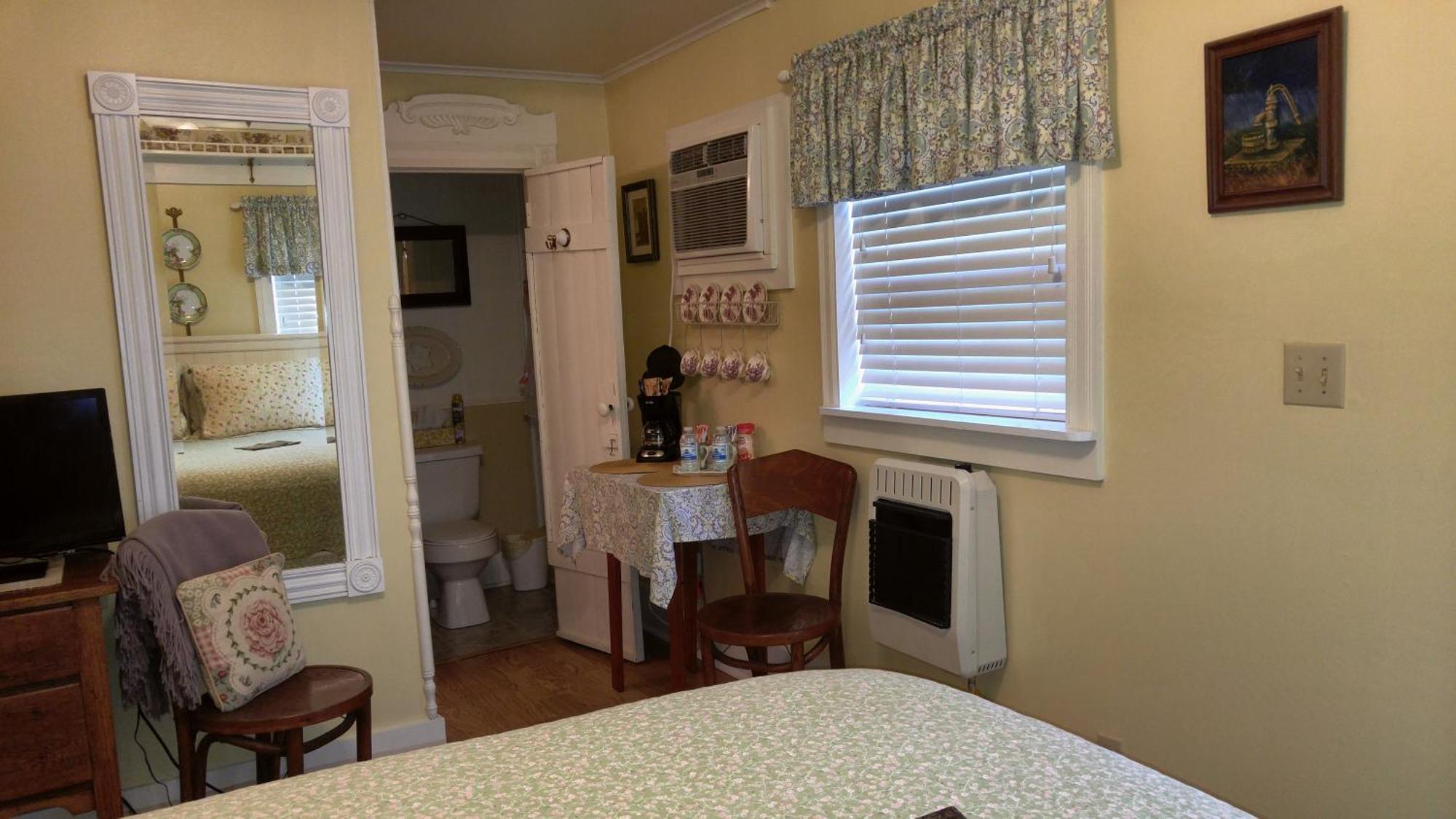 Queen Suite